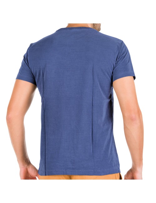 Camiseta Masculina Bolso Azul Marinho Estonado - Básica