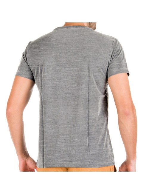 Camiseta Masculina Bolso Verde Estonado - Básica