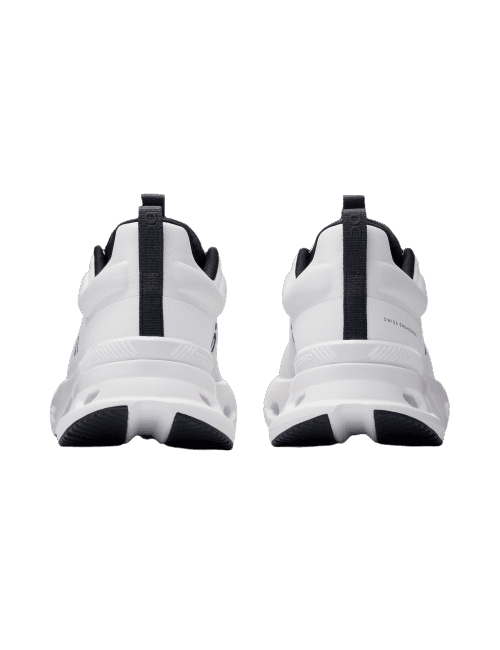 On Running Cloudnova X Feminino White Black