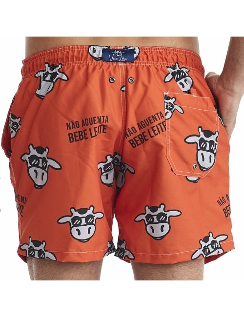 Short Masculino Praia Laranja Não Aguenta Bebe Leite 