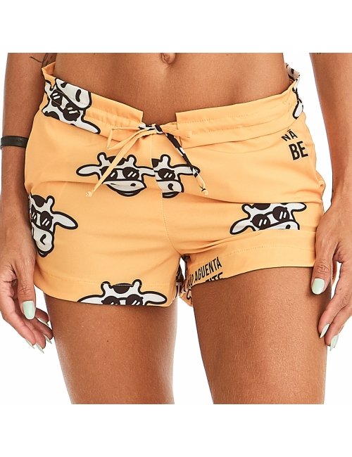 Short Feminino Praia Amarelo Não Aguenta Bebe Leite Cós Liso 