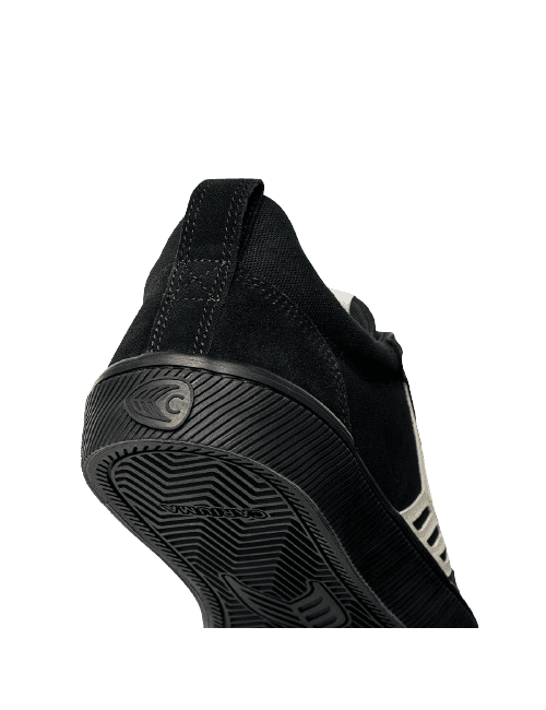 Tênis Cariuma Catiba Pro Low - All Black Ivory