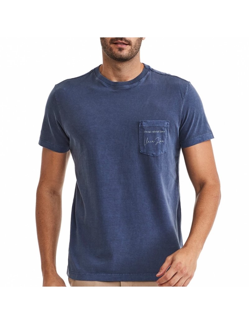 Camiseta Masculina Bolso Azul Marinho - Its All About Love 